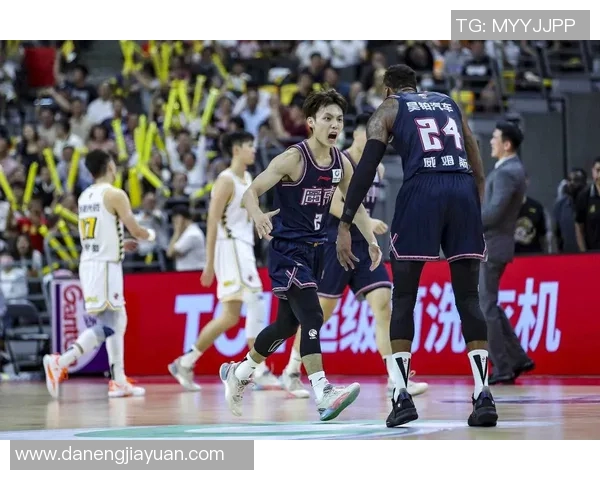 1415赛季上海队与广东队的激烈对决回顾与分析